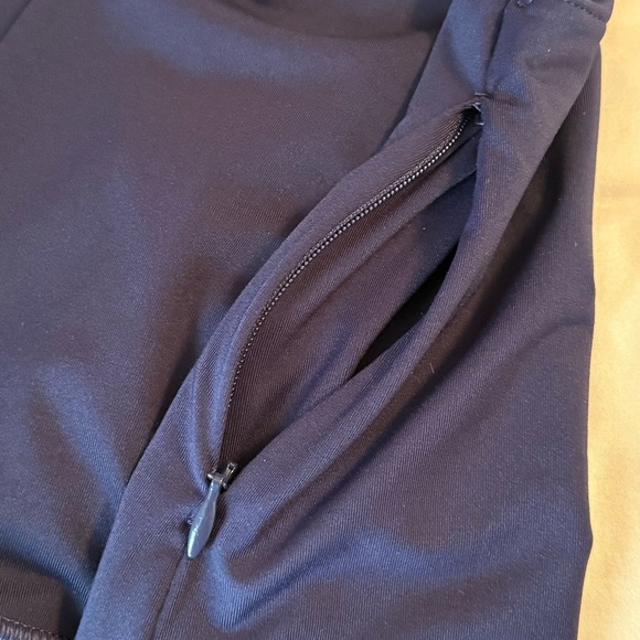 Athleta North Point Rashguard Women’s Size M Long Sleeve Zip Back Blue UPF 50+ - Picture 8 of 13